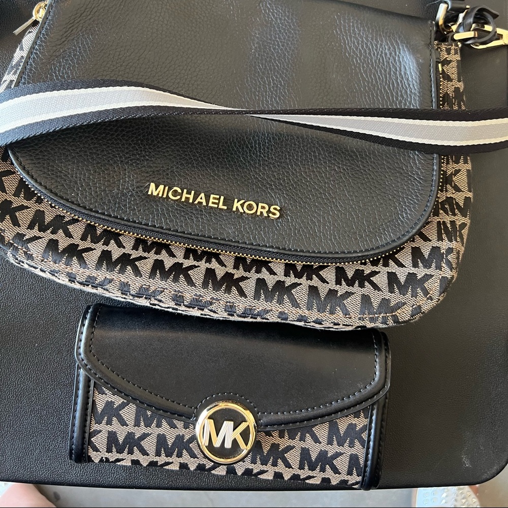 MK Bag with wallet